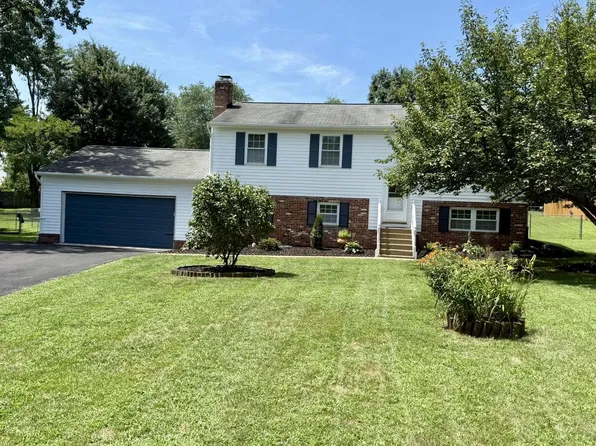 91 Vista Woods Rd, Stafford, VA 22556