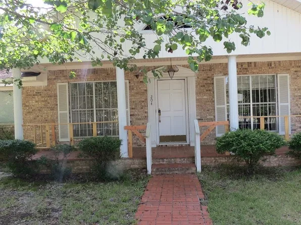 204 N 2nd St, Hampton, AR 71744