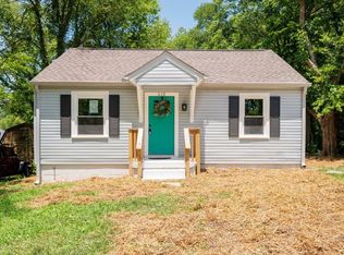 512 Green Acres Dr, Columbia, TN 38401