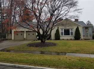 540 Morewood Pkwy, Rocky River, OH 44116