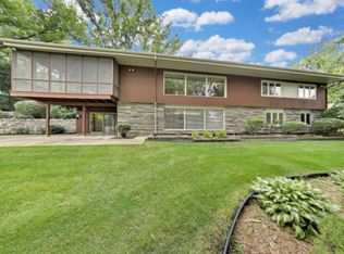 5213 W 56th St, Edina, MN 55436
