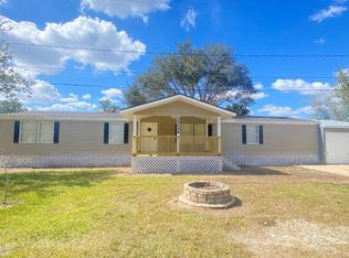 15534 W Oakland Rd, Hamshire, TX 77622