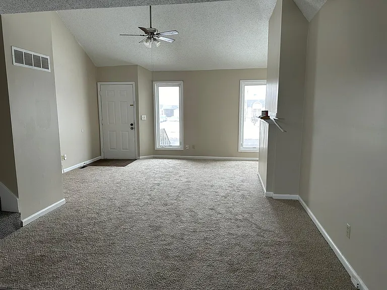 220 Bedford St — Photo 7