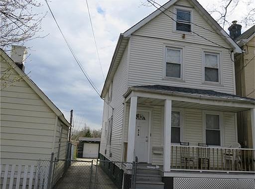2nd image of 618 Johnstone St