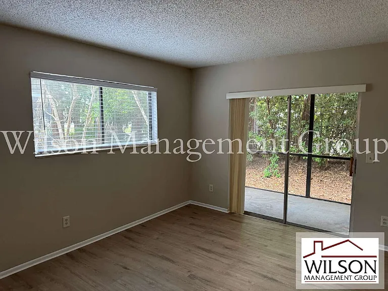 2365 Oak Park Way — Photo 18