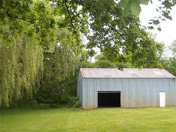 5th image of 6720 Rice Rd E
