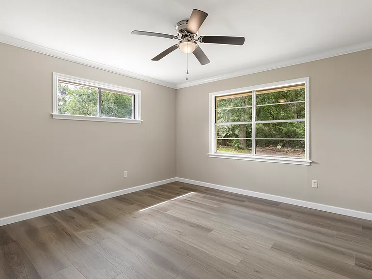 579 FM 2026 — Photo 14