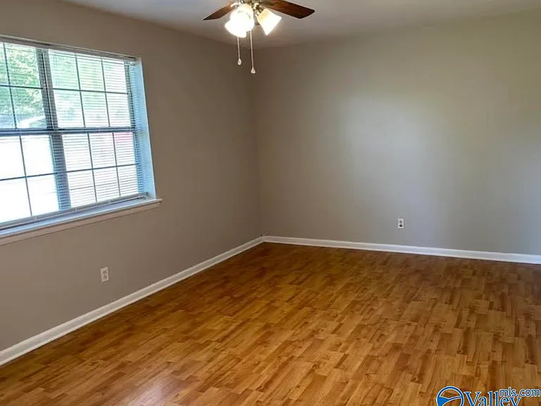 1116 Compton Ave — Photo 7