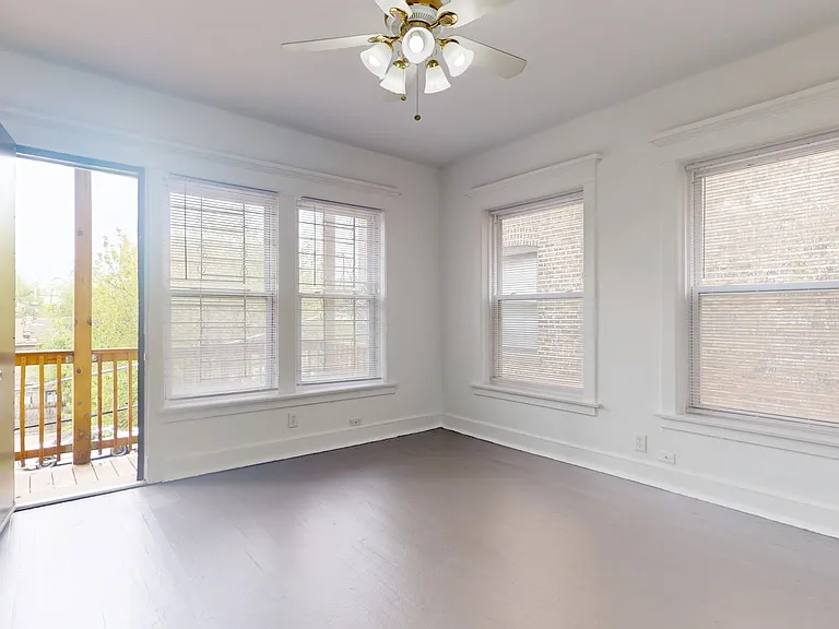 Dining/Living room
