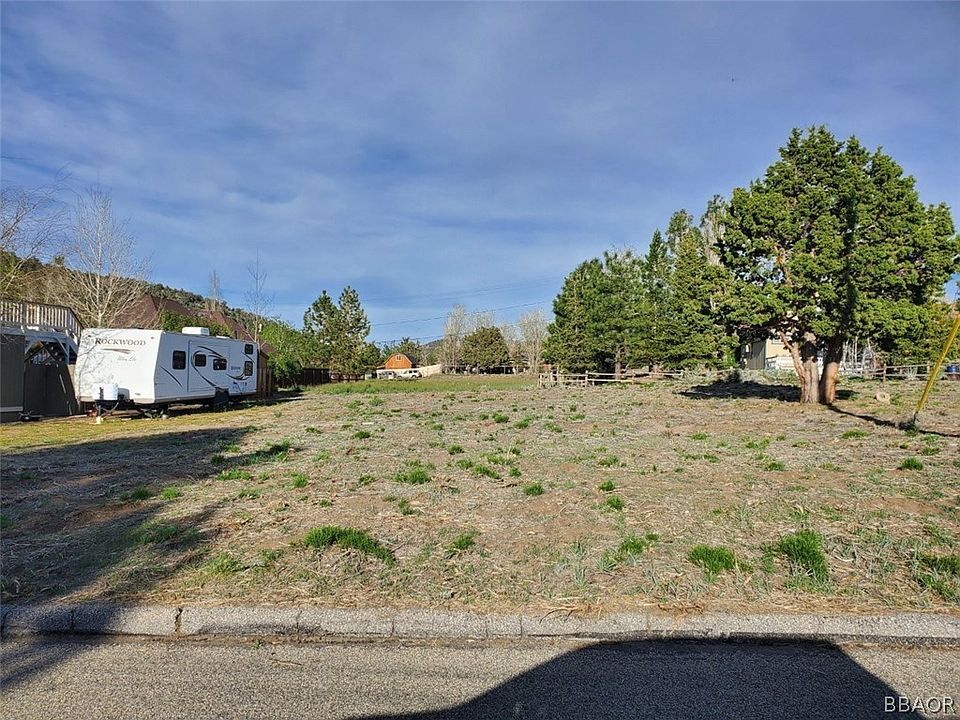 1st image of 0 Crestwood Dr