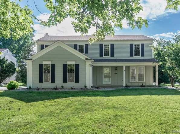 5587 Brompton Ct, West Bloomfield, MI 48322