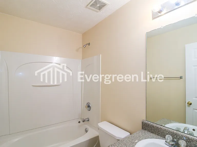 1476 Keystone Dr — Photo 14