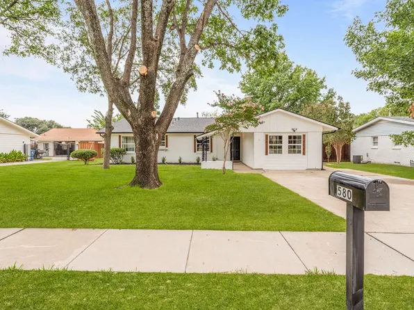 580 Pine St, Lewisville, TX 75057