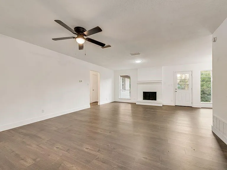 1614 Brent Ct — Photo 23