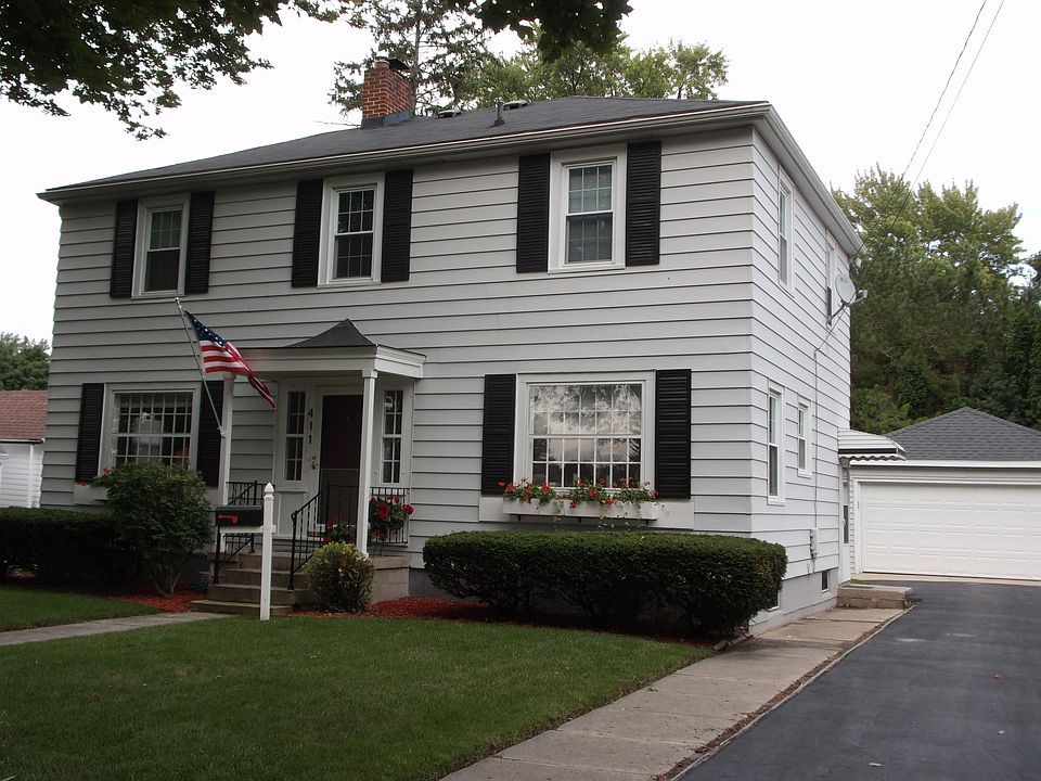 1st image of 411 Burns St