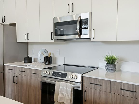 5th image of 2730 Wakefield Pines Dr #101