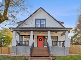 3102 NE Dekum St, Portland, OR 97211