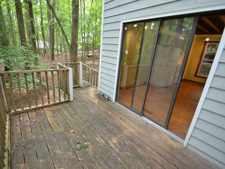 96 Woodside Trl — Photo 16