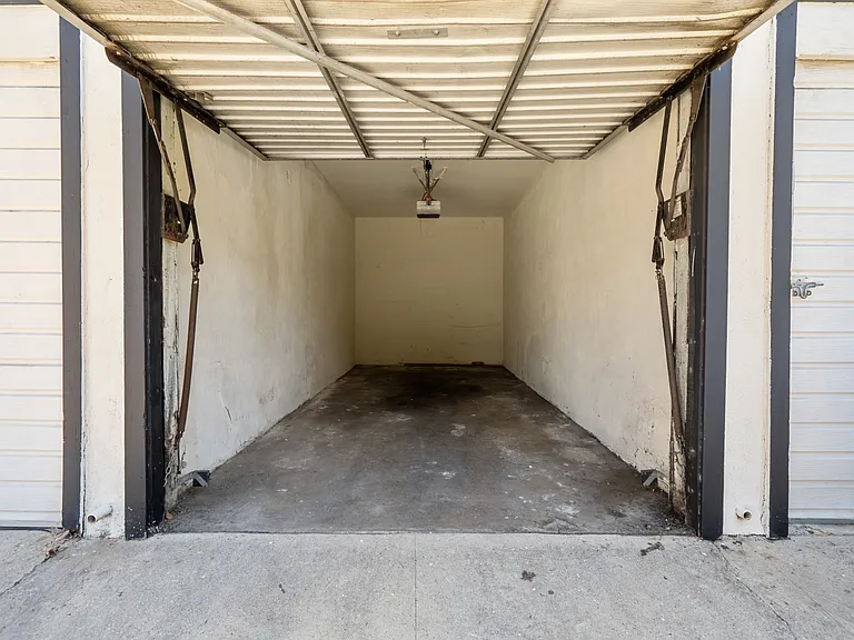 3226 Griffith Park Blvd #1 — Photo 30