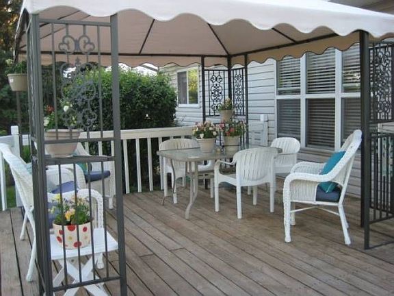 Deck & Gazebo