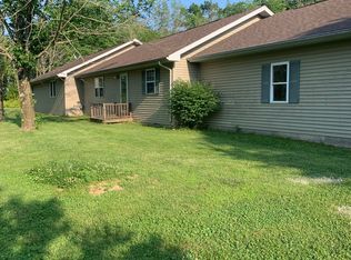 644 County Road 2300 N, Xenia, IL 62899