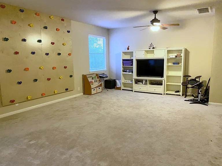 22215 Lavaca Crk — Photo 10