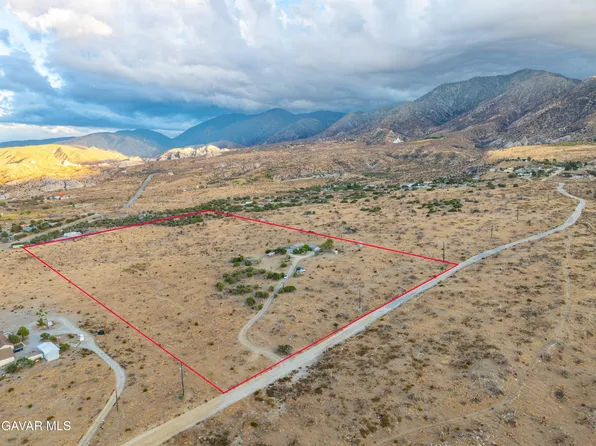 29210 Cruthers Creek Rd, Pearblossom, CA 93553