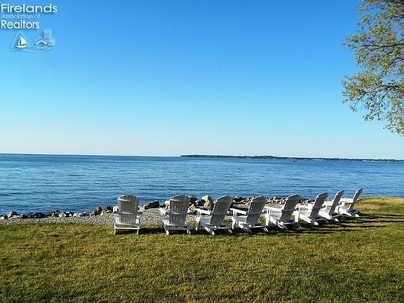 3rd image of 409 N Lake Pine Dr #409-2
