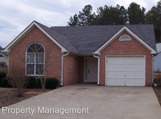 37 Green Tree Dr, Newnan, GA 30265