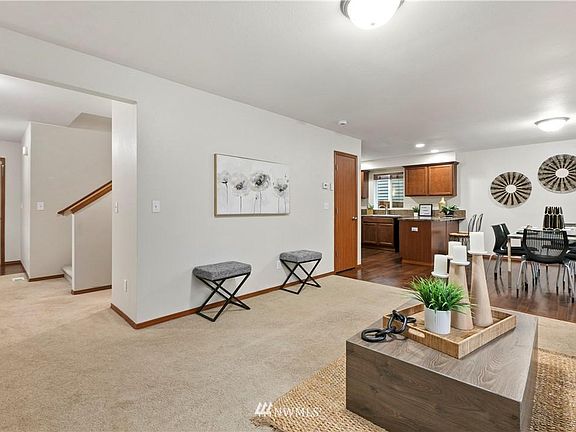 3rd image of 2625 153rd St SW