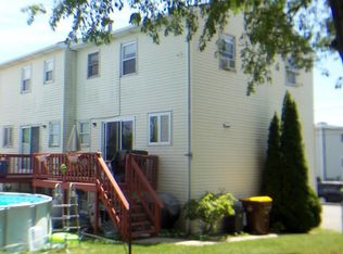 162 Glasgow St, Fall River, MA 02721