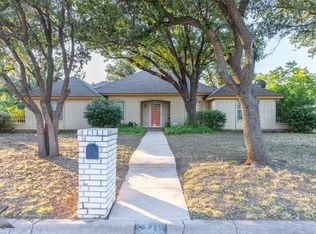 841 Green Valley Dr, Abilene, TX 79601