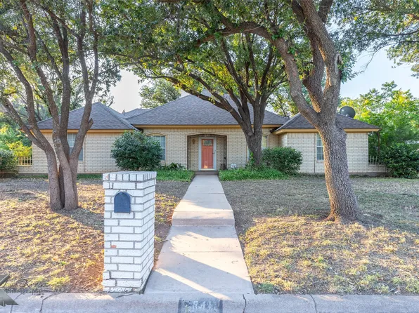 841 Green Valley Dr, Abilene, TX 79601