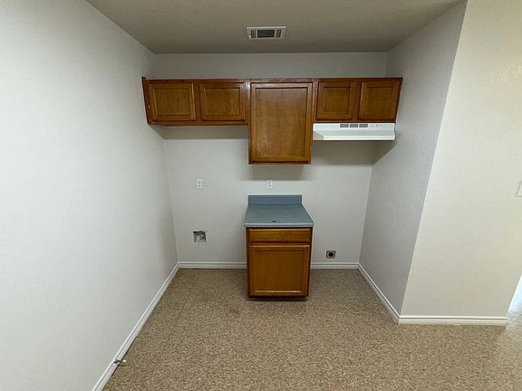 3rd image of 1308 S 6th St