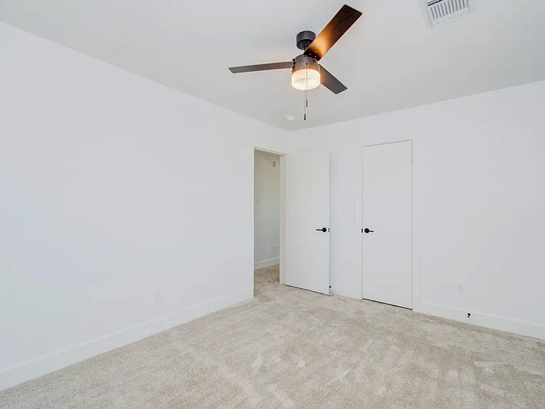 6117 Settlers Square Ln — Photo 32
