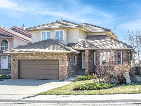 2612 W Signal Hill Dr SW, Calgary, AB T3H 2T7