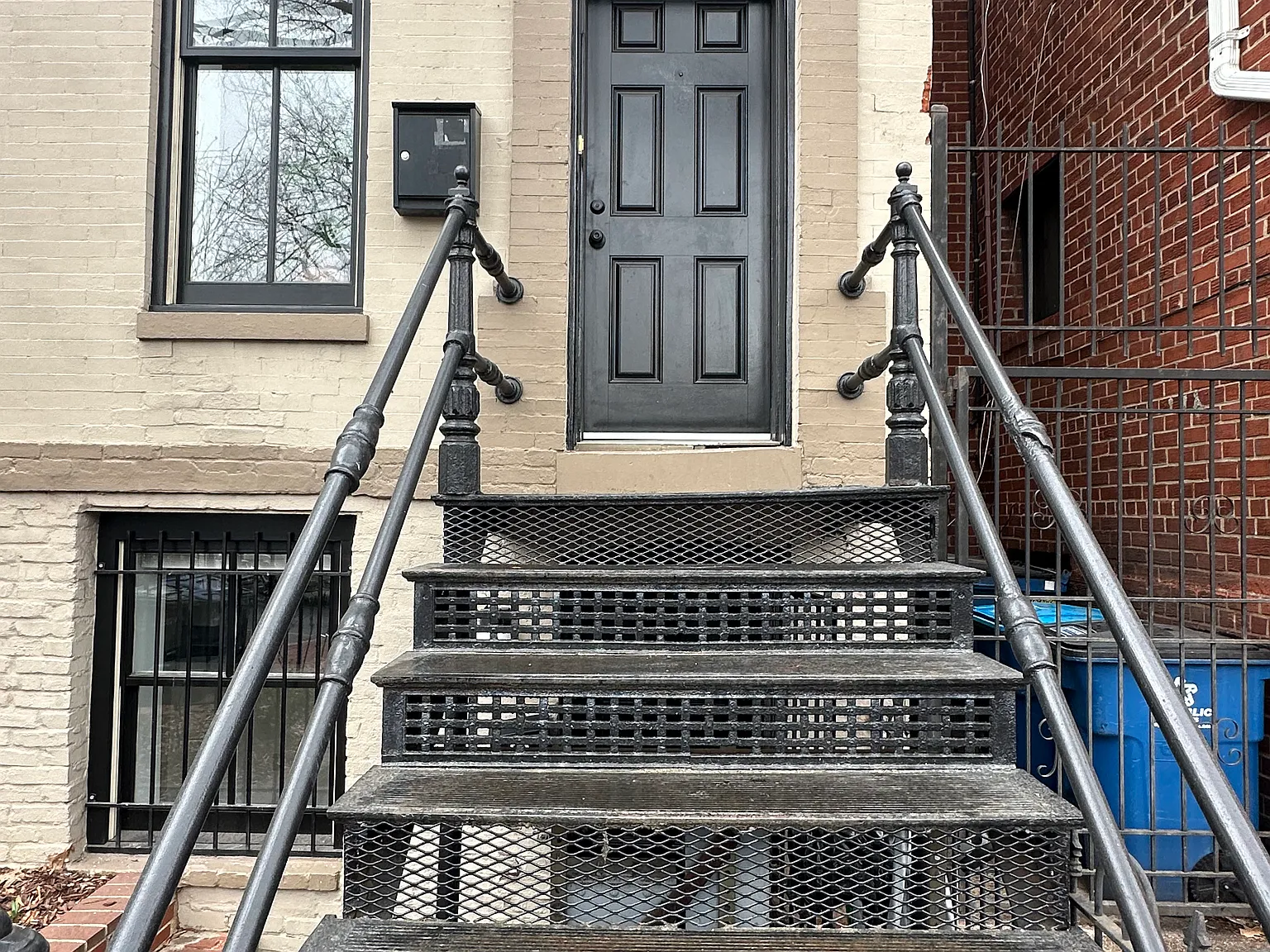 2 bed, 1.5 bath, 1100 sqft, $4,750 — Photo 3