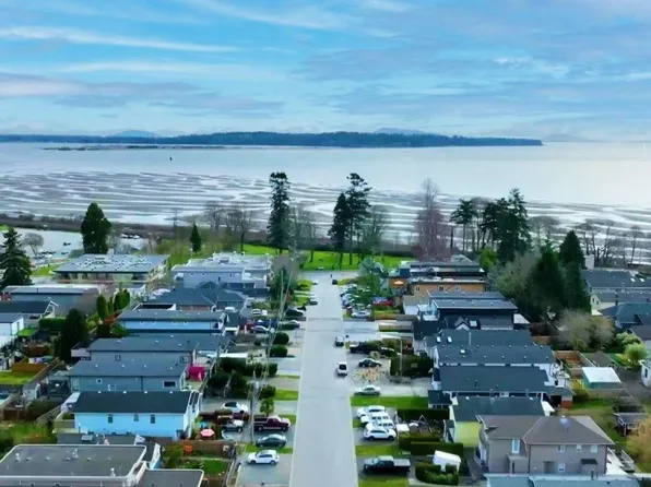 15422 Pacific Ave, White Rock, BC V4B 1R5
