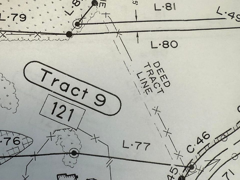 2nd image of 121 Padstow Ln