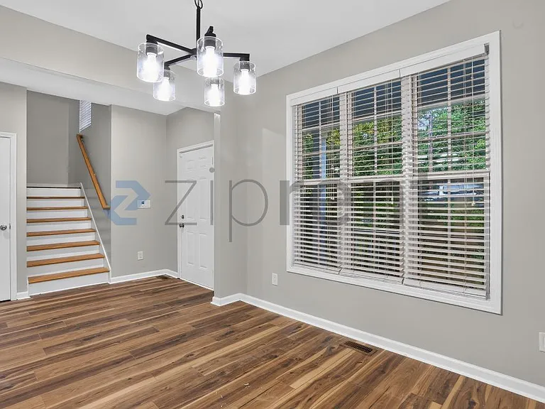 506 Waterford Rd NW — Photo 7