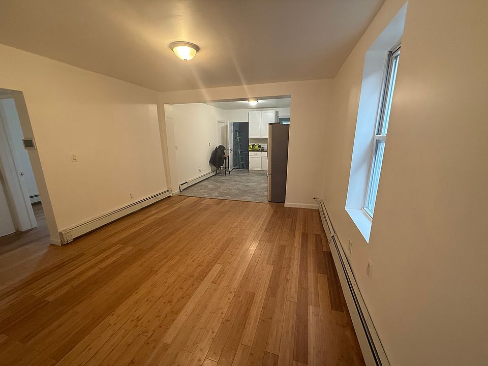1st image of 30 Ashburton Ave #3