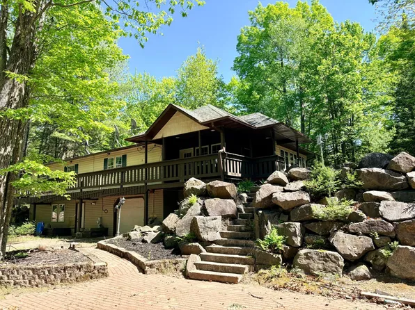 6187 Journeys End Rd, Rhinelander, WI 54501