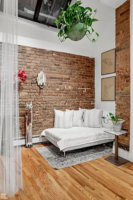 Rented by Brown Harris Stevens | media 6