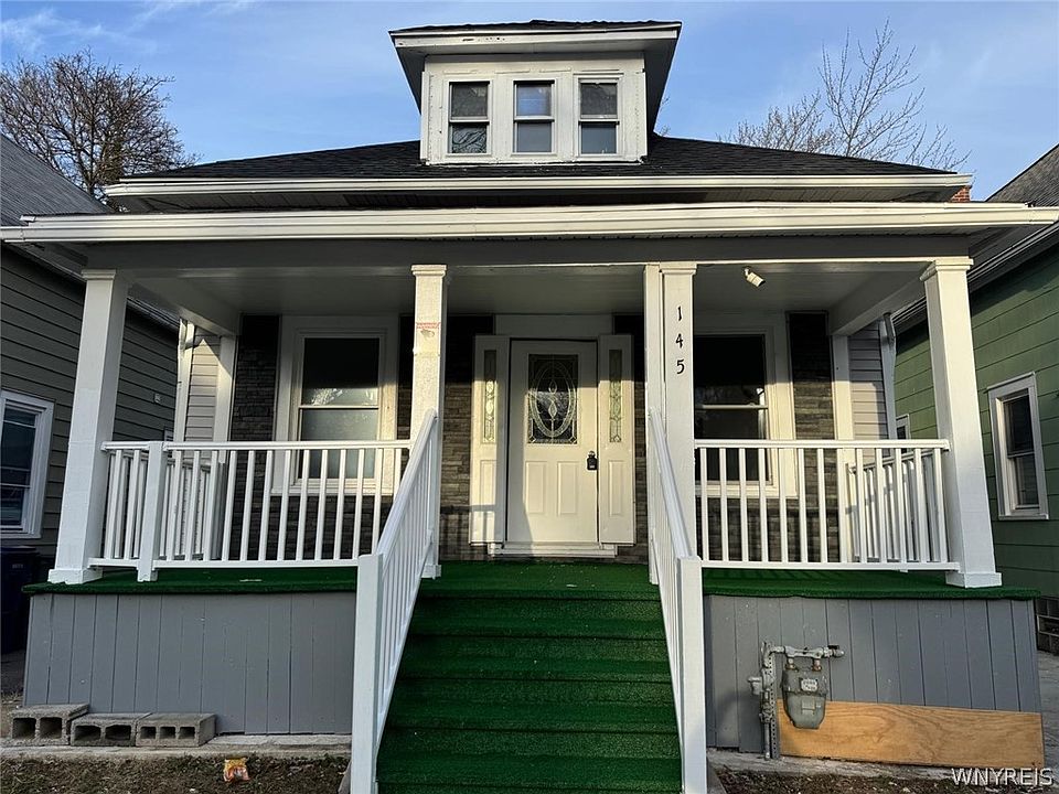 1st image of 145 Heath St