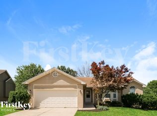 305 W Laredo Trl, Raymore, MO 64083