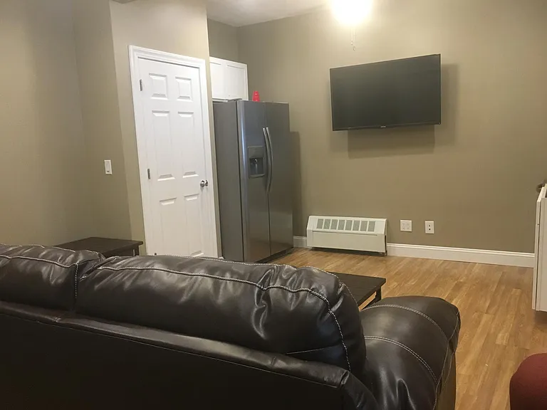 1st Floor Kitchenette