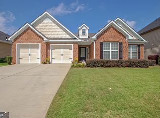 395 Sylvan Loop, Fayetteville, GA 30214