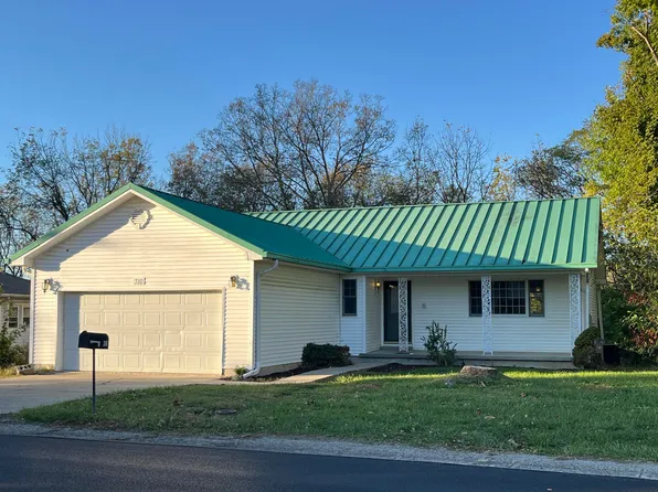 310 W Seminary St, Owenton, KY 40359