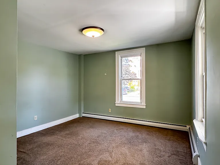 1372 Main St #1 — Photo 8