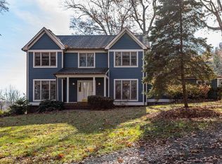 361 Abbington Rd, Swoope, VA 24479